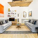 Livinparis - Luxury 2 Bedrooms Le Marais I