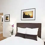 Livinparis - Luxury 2 Bedrooms Le Marais I
