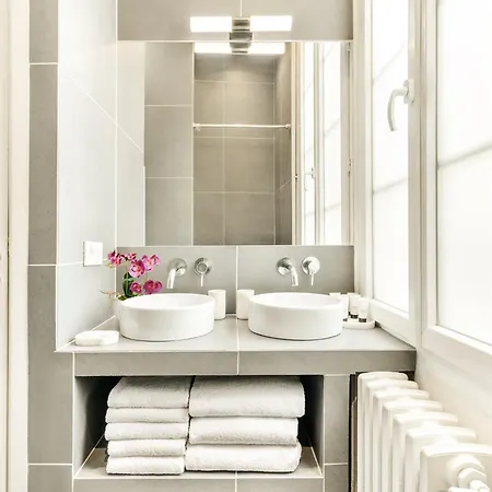 Livinparis - Luxury 2 Bedrooms Le Marais I * Parigi